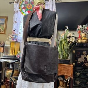 ⭐︎新品・未使用品⭐︎BANANA REPUBLIC MEN’Sメッセンジャーバッグ 2025年最新】Banana Republic メンズ ショルダーバッグの人気